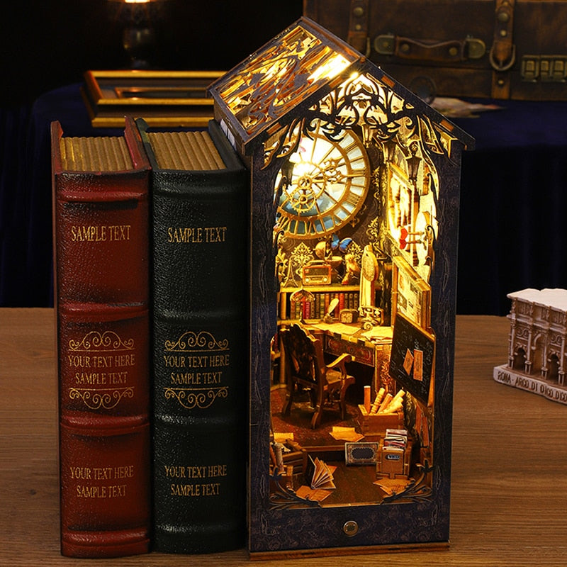 Victorian Detective Book Nook