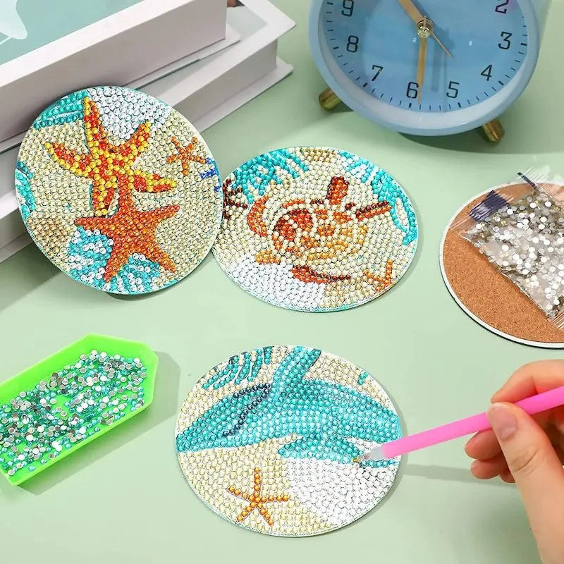 DIY Creative diamond painting cup coaster with rack (TakaraCorner.com)