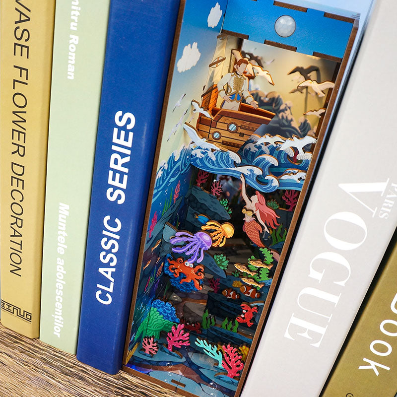 Sea World DIY Wooden Book Nook - Creative Vibrant Sea Life, Mermaid –  Takara Corner