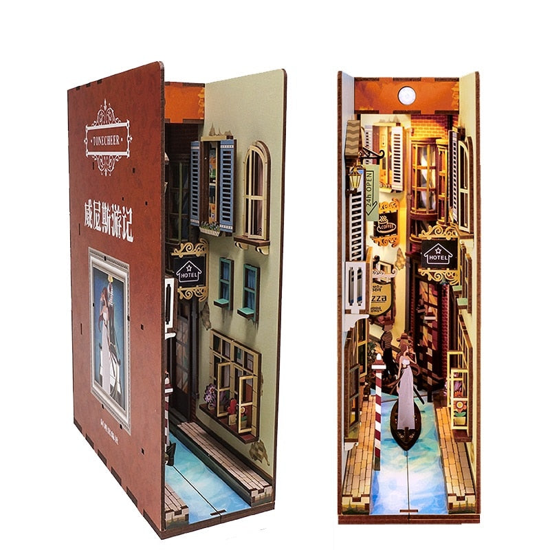 Wooden Miniature Book Nook - Venice Canal